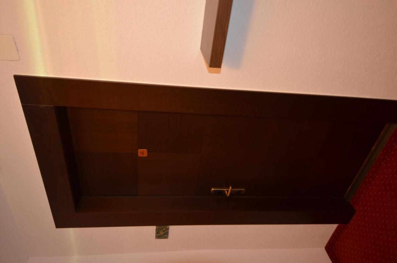 ホテル ボースィト クリシエ エクステリア 写真